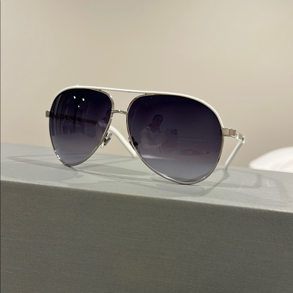 Gucci Silver and Black Aviator Sunglasses
